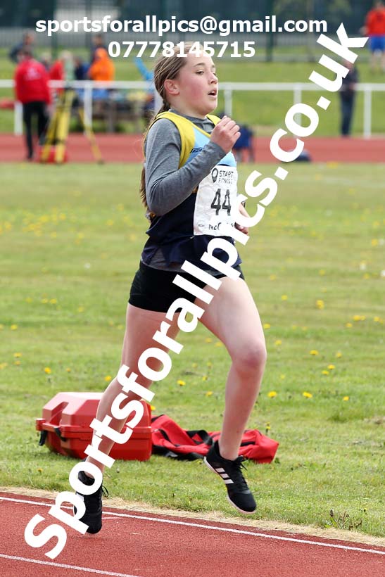 1500 metres, 2021 NECAA Middlesbrough Open Meting, Sunday, May 9th. Photo: David T. Hewitson/Sports for All Pics